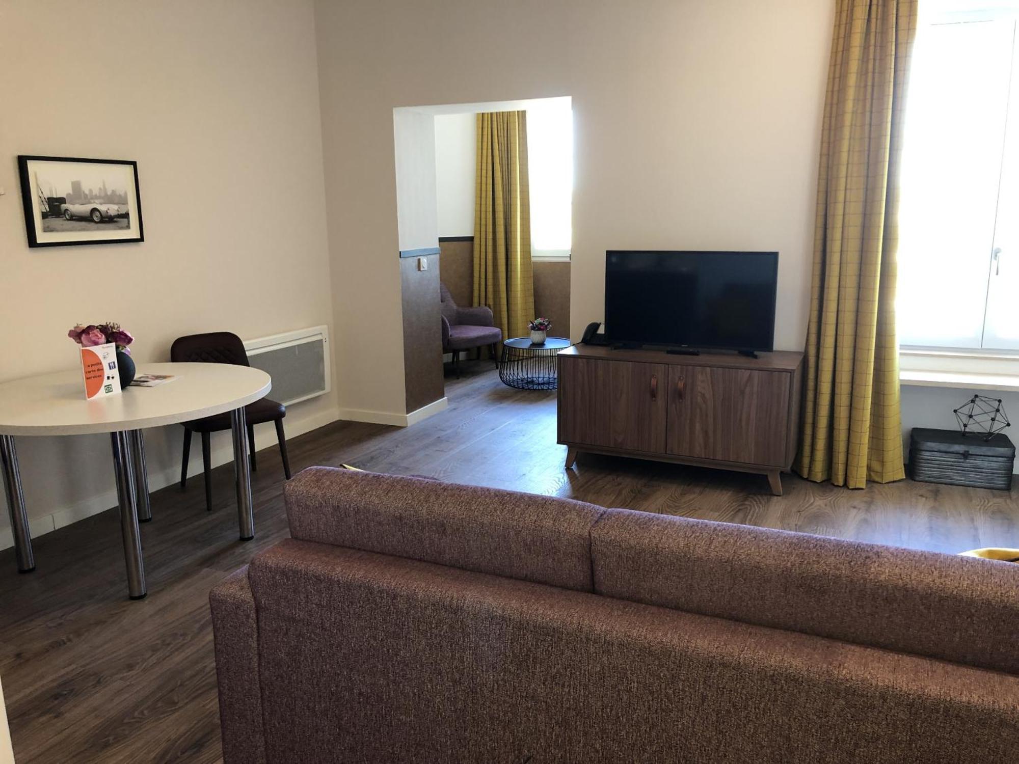 Domitys - Le Manoir Apartment Perignat-les-Sarlieve Luaran gambar